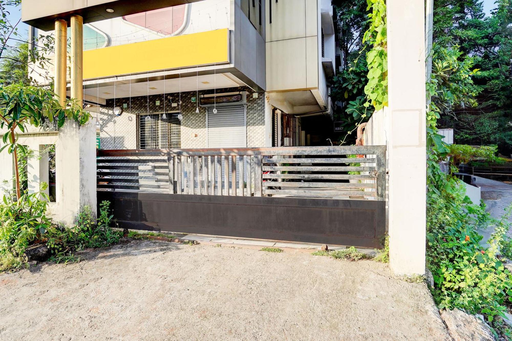 Super Hotel O Katol Road Friends Colony Nagpur Extérieur photo
